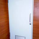 Однопольная дверь с вентиляцией EI 60 (RAL 9016)